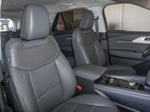 New 2026 Ford Explorer Active w/ Active Comfort Package image 42