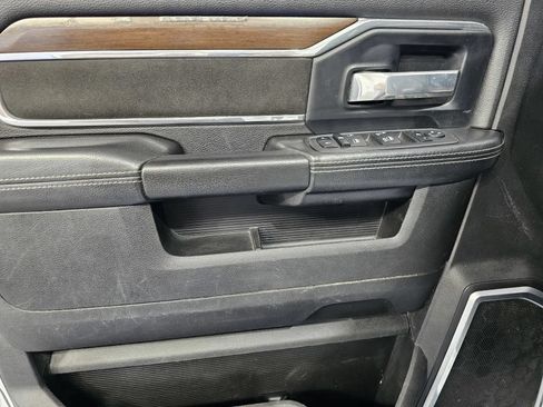 Used 2022 RAM 2500 Laramie AWD/4WD image 14