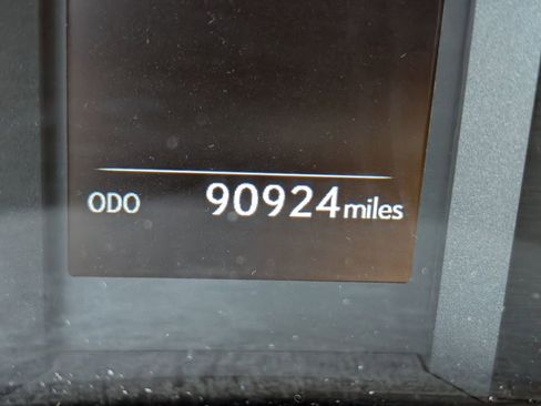 Used 2022 Lexus GX 460 Premium image 18