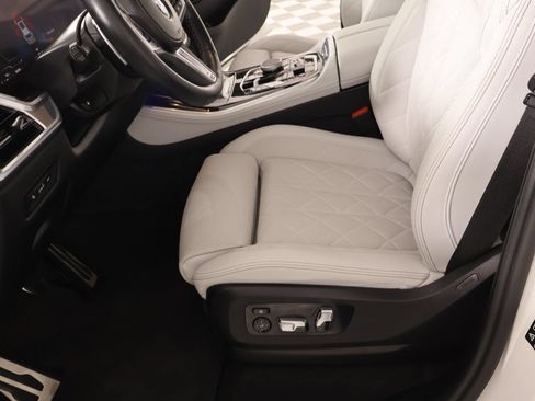 Used 2025 BMW X5 M60i w/ Climate Comfort Package AWD/4WD image 12