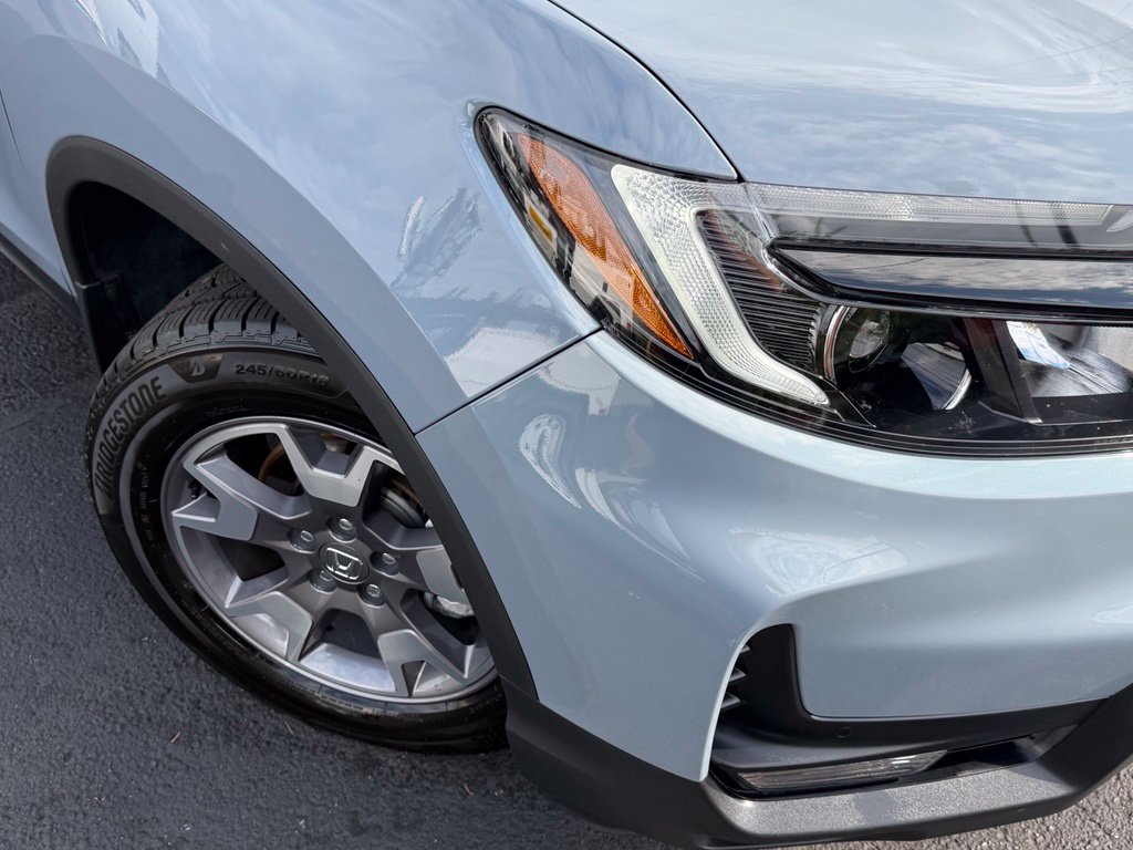 Used 2022 Honda Passport TrailSport image 2