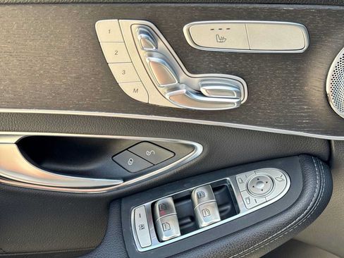 Used 2020 Mercedes-Benz C 300 4MATIC Sedan image 17