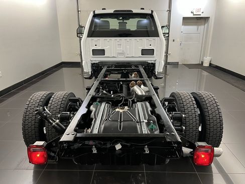 New 2025 Ford F550 XL w/ XL Chrome Package image 5