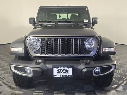 New 2026 Jeep Gladiator Sport image 9