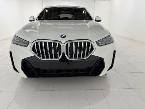 Used 2024 BMW X6 xDrive40i w/ Executive Package AWD/4WD image 8