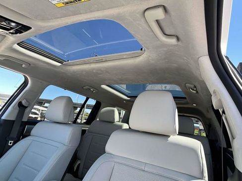 Used 2025 Hyundai Santa Fe Calligraphy image 15