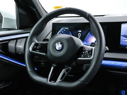 Used 2025 BMW X3 xDrive30i w/ M Sport Package image 16