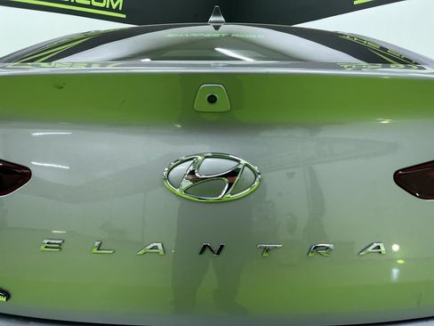 Used 2020 Hyundai Elantra SEL w/ Cargo Package (C1) FWD image 12