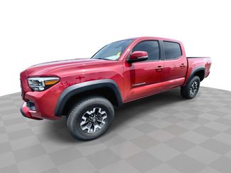 Used 2021 Toyota Tacoma TRD Off-Road w/ TRD Premium Off Road Package AWD/4WD video 1