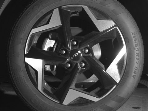 Used 2025 Kia Seltos S image 12