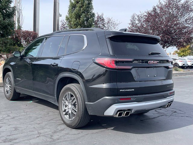 Used 2025 GMC Acadia Elevation FWD image 4