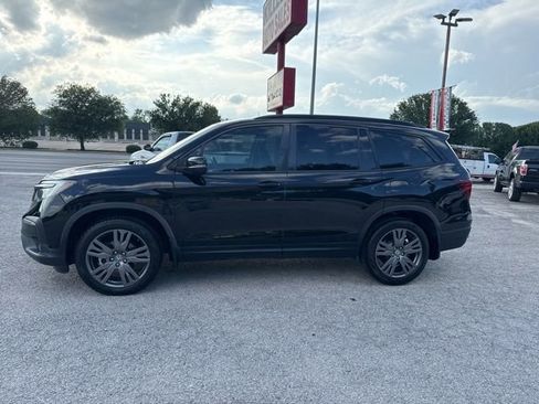 Used 2022 Honda Pilot Sport image 1