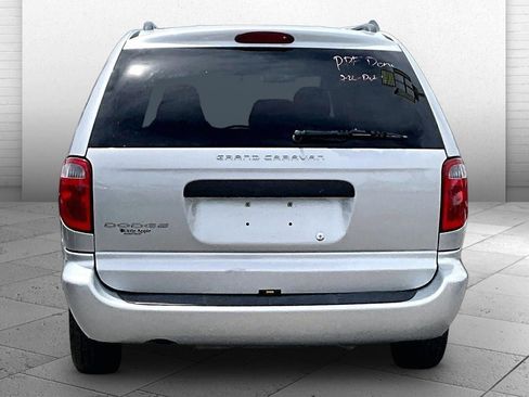 Used 2006 Dodge Grand Caravan SE w/ Popular Equipment Group I FWD image 3