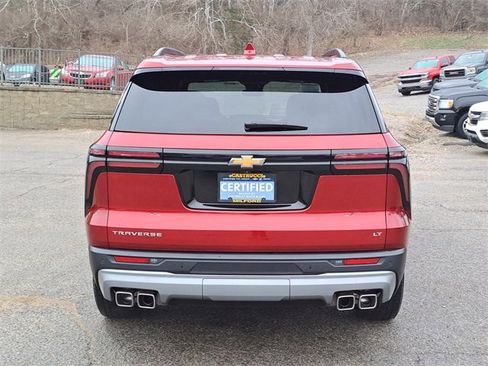 Certified 2024 Chevrolet Traverse LT w/ Trailering Package image 4