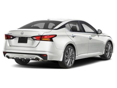 New 2025 Nissan Altima 2.5 SL AWD/4WD image 2