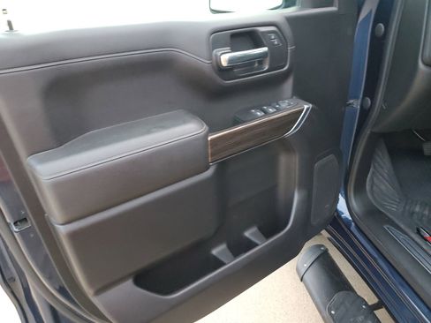 Used 2022 Chevrolet Silverado 1500 LT image 28