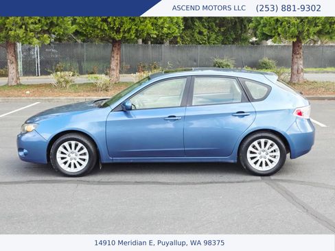 Used 2010 Subaru Impreza 2.5i Premium AWD/4WD image 2