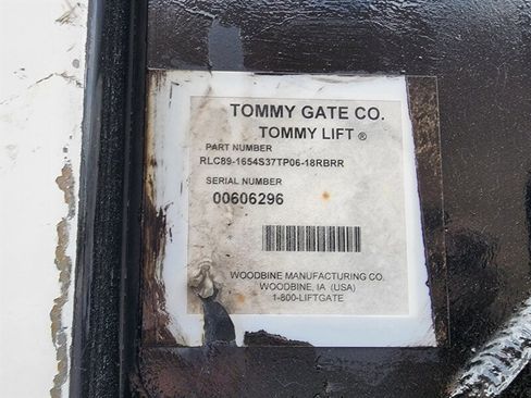 Used 2016 Ford F550 2WD Regular Cab Super Duty image 31