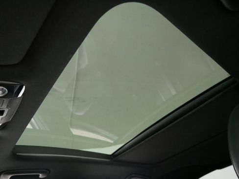 Used 2023 Kia K5 GT-Line image 32