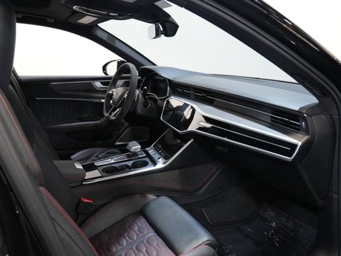 Used 2024 Audi RS 6 performance image 35