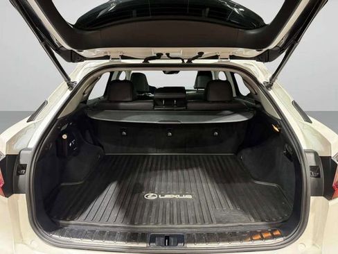 Used 2018 Lexus RX 450h w/ Luxury Package image 33