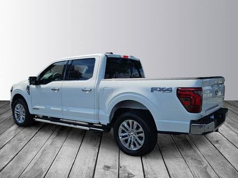 Used 2025 Ford F150 Lariat w/ Equipment Group 502A High AWD/4WD image 3