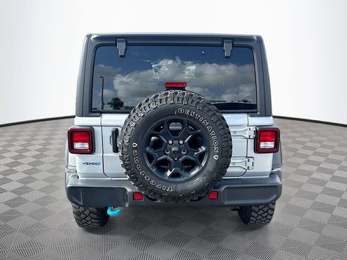 Used 2023 Jeep Wrangler Unlimited w/ Cold Weather Group image 7