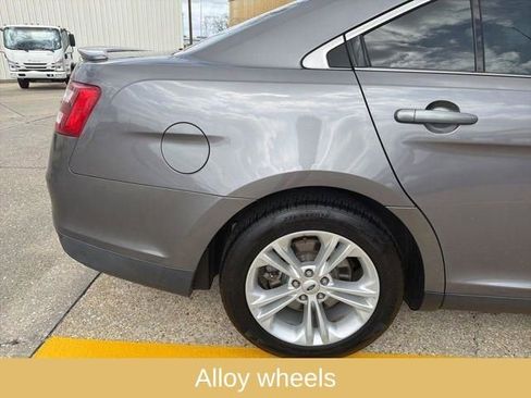 Used 2013 Ford Taurus SEL image 15