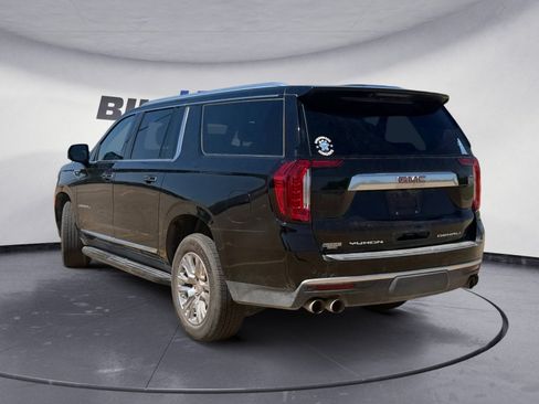 Used 2024 GMC Yukon XL Denali RWD image 3
