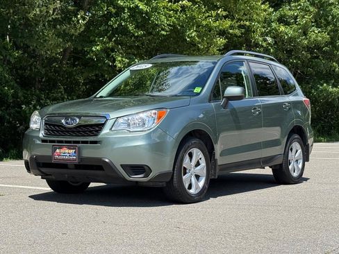 Used 2015 Subaru Forester 2.5i Premium w/ All-Weather Package AWD/4WD image 6