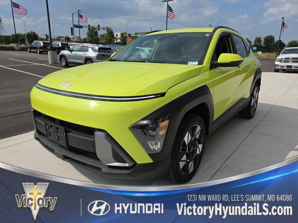 Used 2024 Hyundai Kona SEL AWD/4WD image 1