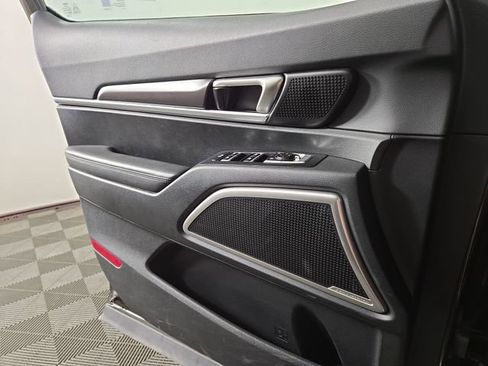 Certified 2025 Kia Telluride S FWD image 29