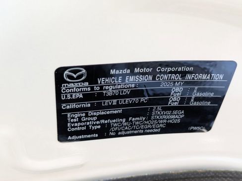 Used 2025 MAZDA MAZDA3 2.5 Turbo Premium Plus image 22