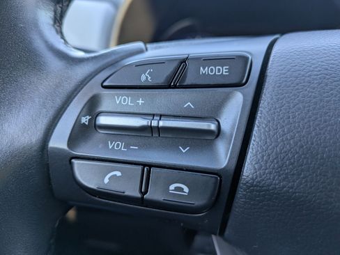 Used 2020 Hyundai Kona SEL image 13