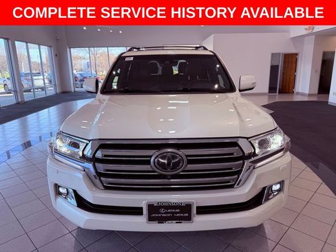 Used 2019 Toyota Land Cruiser image 2