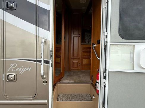 Used 2016 Mercedes-Benz Sprinter 3500 image 13