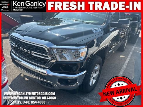 Used 2023 RAM 1500 Big Horn AWD/4WD image 3