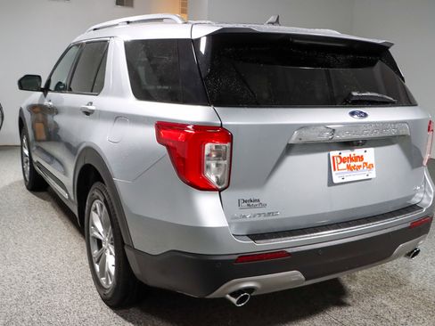 Used 2023 Ford Explorer Limited image 9