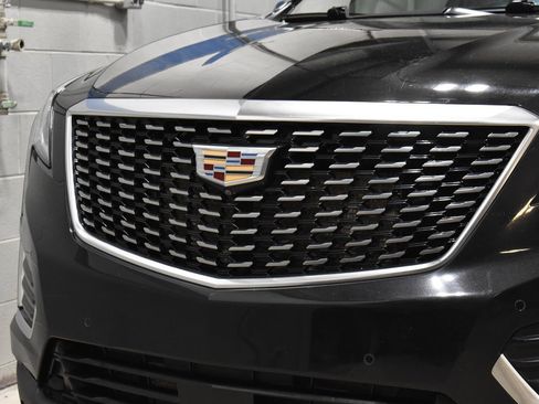 Used 2021 Cadillac XT5 Premium Luxury image 35