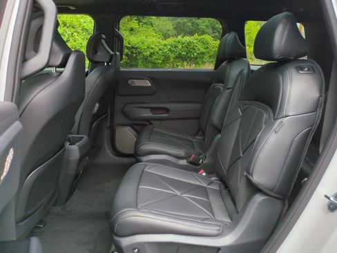 New 2027 Kia Telluride SX FWD image 14