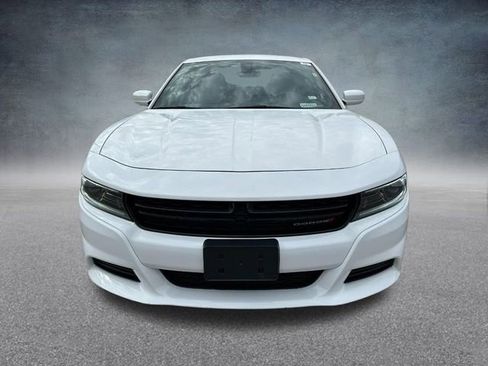 Used 2022 Dodge Charger SXT image 9