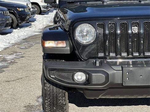 Certified 2021 Jeep Wrangler Unlimited Sahara image 9