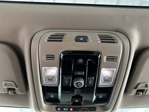 New 2026 GMC Yukon XL Denali w/ Denali Reserve Package AWD/4WD image 26