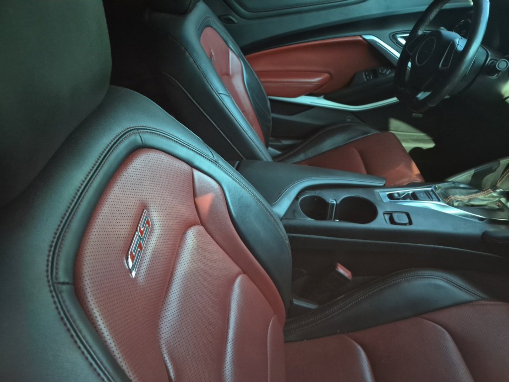 Used 2021 Chevrolet Camaro SS RWD image 22