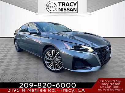 New 2025 Nissan Altima 2.5 SL