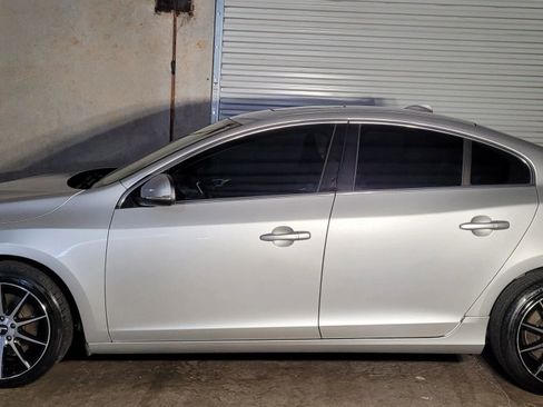 Used 2016 Volvo S60 T5 Premier image 8