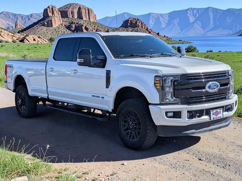 Used 2019 Ford F350 Lariat AWD/4WD image 8