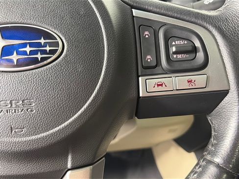 Used 2017 Subaru Legacy 2.5i Limited AWD/4WD image 18