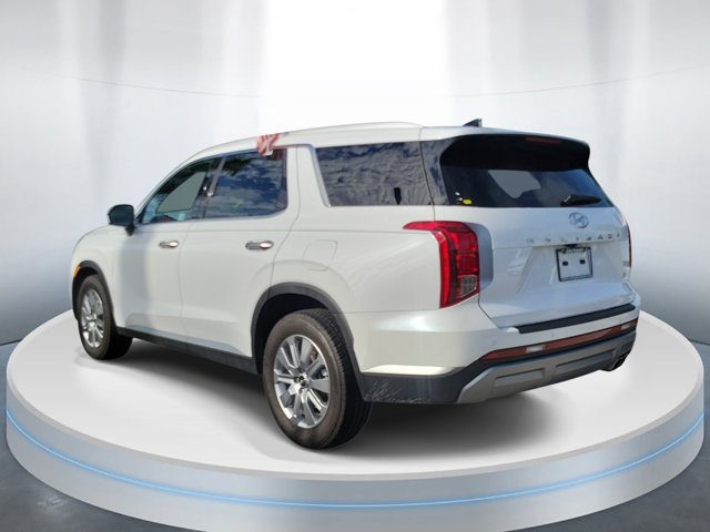Certified 2025 Hyundai Palisade SEL FWD image 3