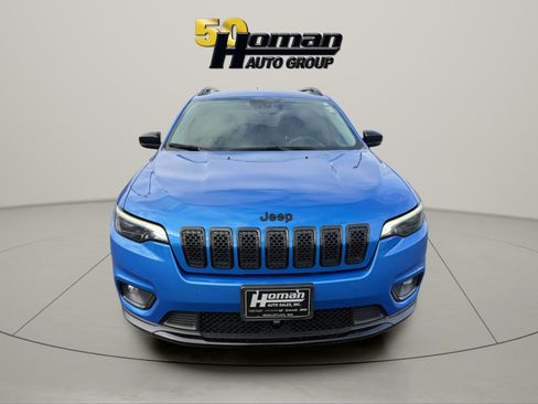 Used 2023 Jeep Cherokee Altitude Lux AWD/4WD image 8